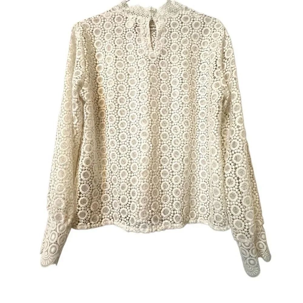 H&M Crochet Guipure Lace High Neck Keyhole Back Long Sleeve Blouse White Size 12 - Picture 2 of 5